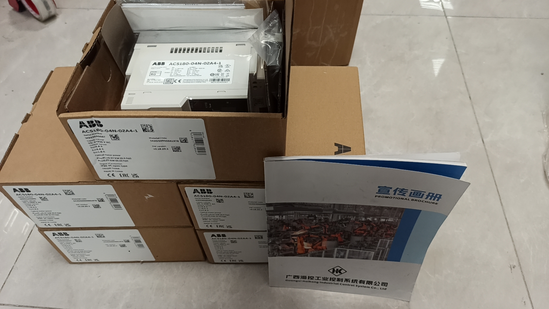 ABB ACS180-04N-02A4-1 紧凑型通用变频器